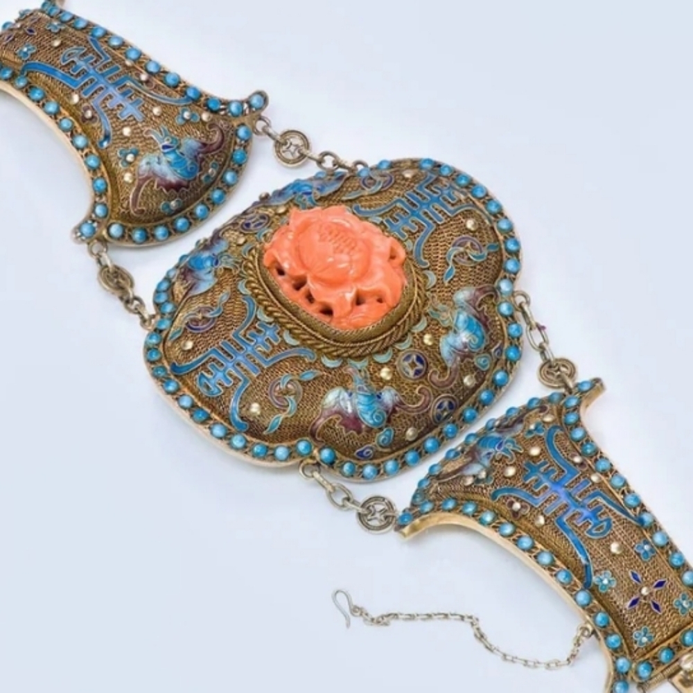 ETHNIC JEWELRY MYSTERY BOX - Picture 5 of 6